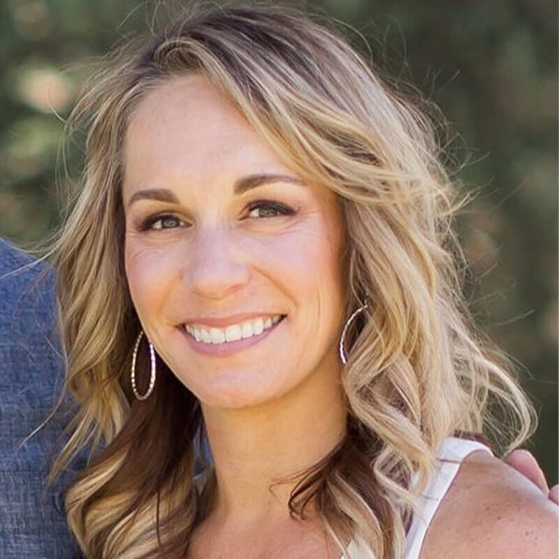 JennCurrens_Headshot